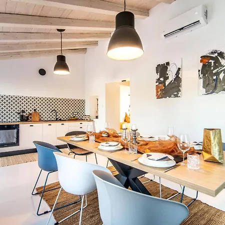 ヴィラ Gravisi By Orbanići